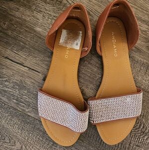 Andiamo Women's Flats Size 9W New Without Tag